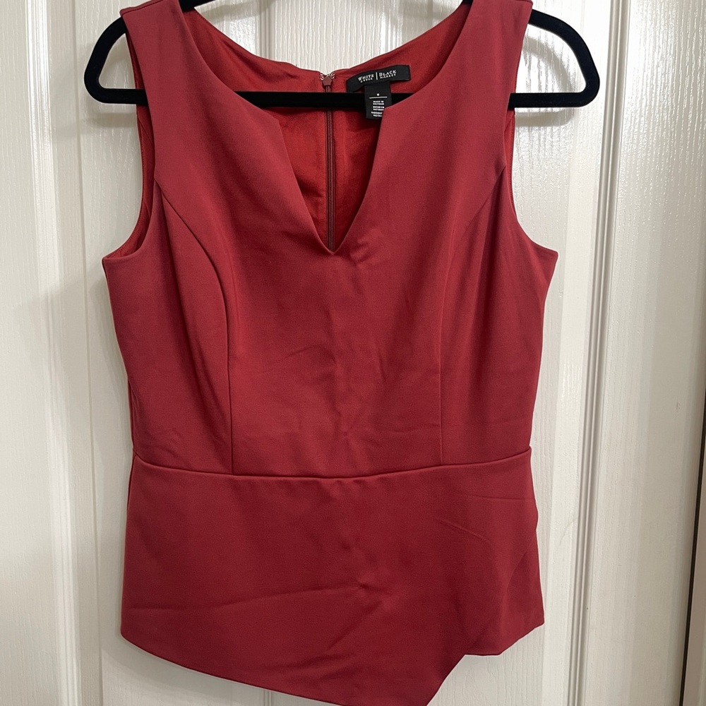 White House Black Market Cinnamon
Asymmetrical Tank Top Size 8
